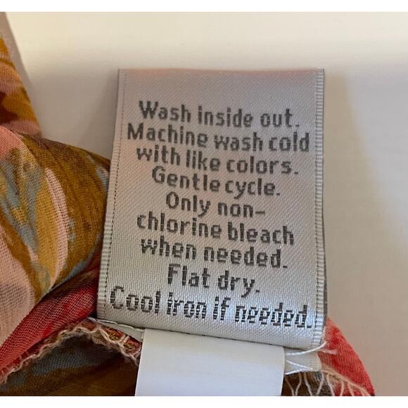 Disney Collection by LC Lauren Conrad Blouse Snow White Sz XS Floral Fairycore - Picture 7 of 9